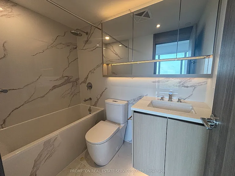 75 Billes Hts #802 — Photo 15