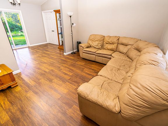3rd image of 97 Blare Castle Dr