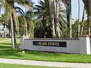 3rd image of 51 Island Way APT 1207