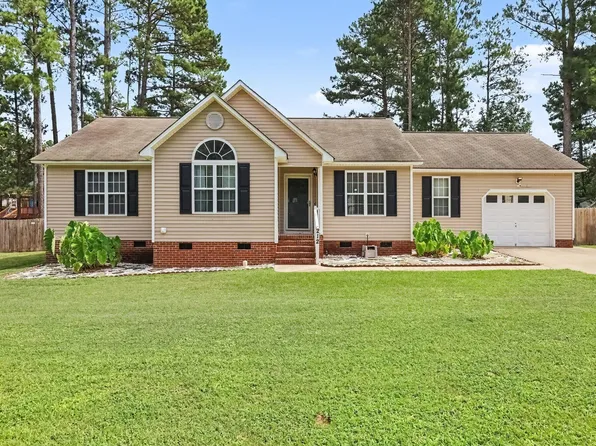 212 Wood Green Dr, Wendell, NC 27591