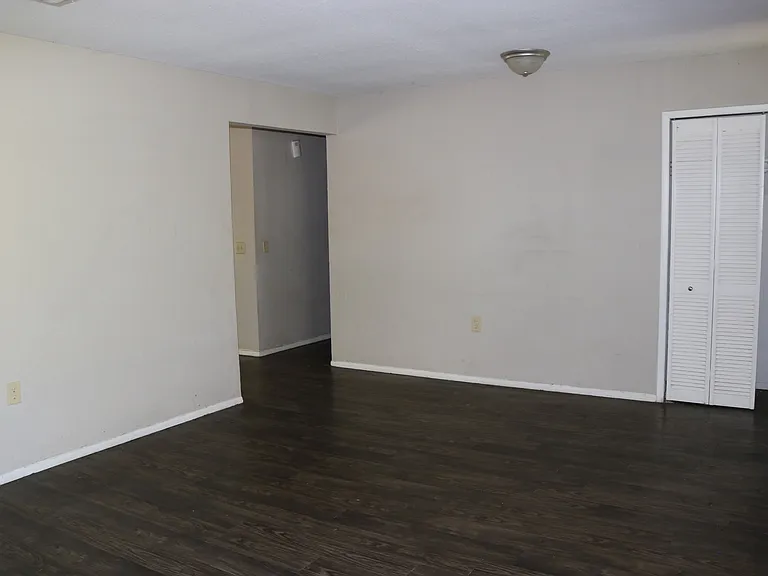 6111 Little Brandywine Crk — Photo 5