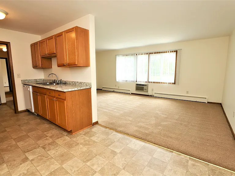 4000 Hazelton Rd — Photo 7