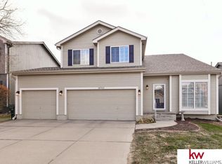 18765 N St, Omaha, NE 68135