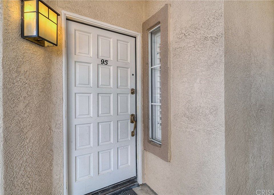 1st image of 23835 Del Monte Dr Unit 95