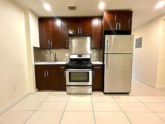 1st image of 1169 Dean St #B2