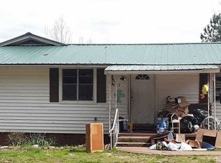 297 Alexander Rd, Grantville, GA 30220