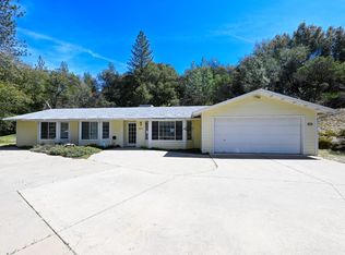 39635 Westview Dr, Oakhurst, CA 93644