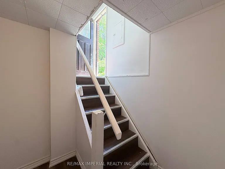 69 Edgar Ave #BASEMENT — Photo 21
