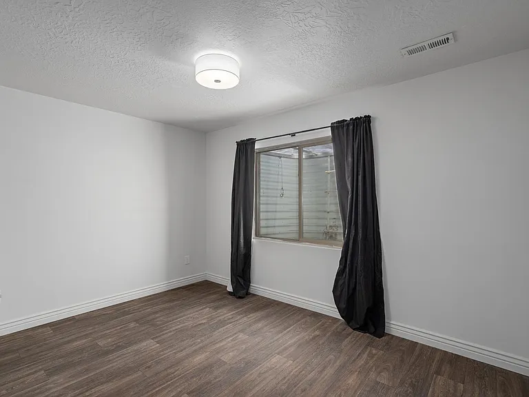 7178 S 420 E — Photo 25