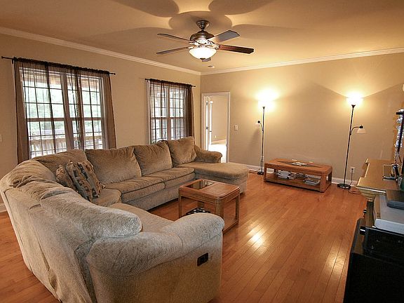 Open Kitchen & Living Room
