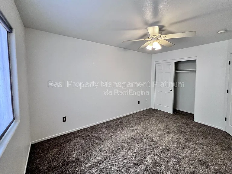 6054 E Hampton Way — Photo 13