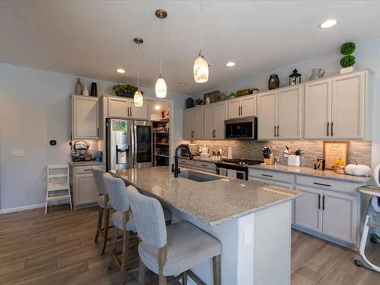 10246 E Boulder Hop Trl — Photo 13