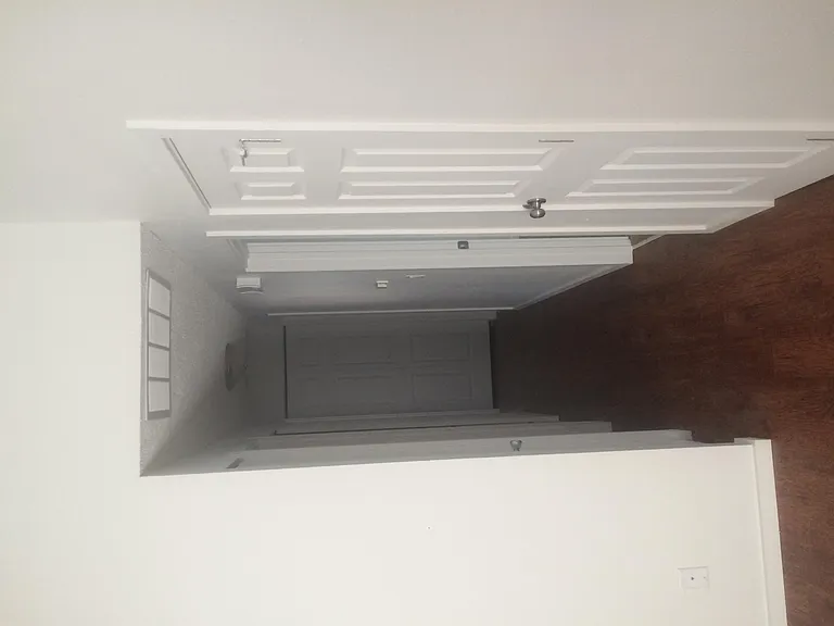 3050 Brittany Dr — Photo 10