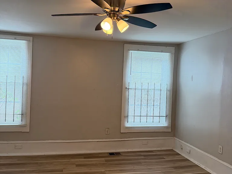 835 North Ave NW — Photo 17