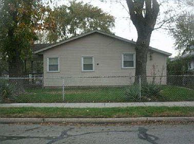 2nd image of 3805 165th St