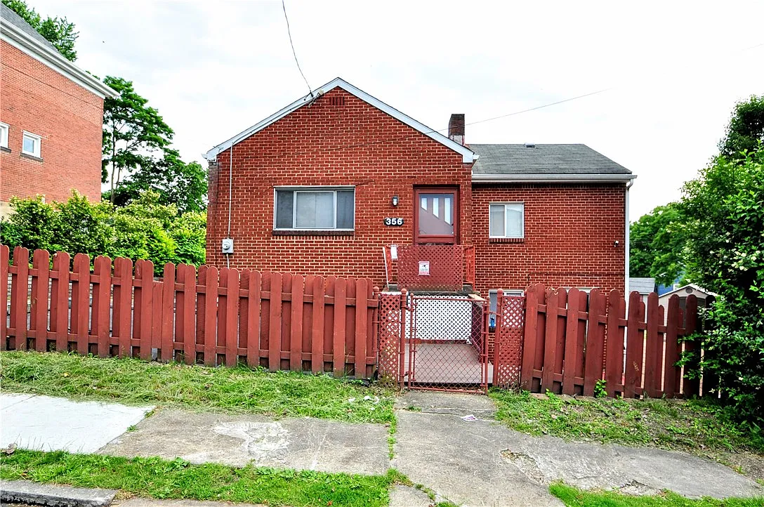 356 Bigelow St photo 1