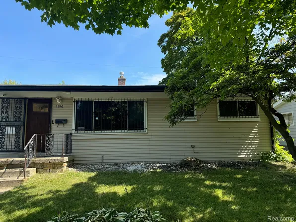 5916 Susan St, Flint, MI 48505