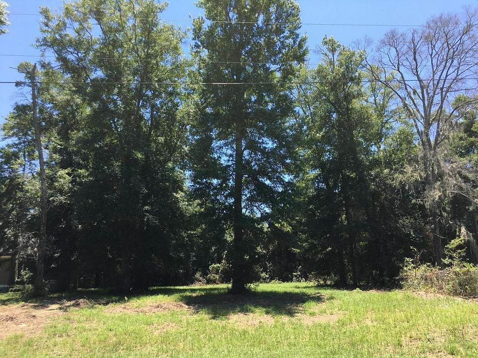 2nd image of 115 2nd St