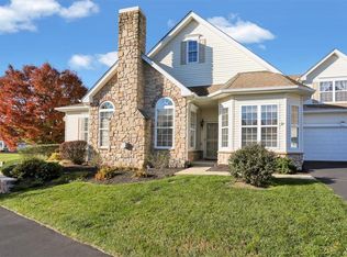 1019 Burgundy Cir, Pennsburg, PA 18073