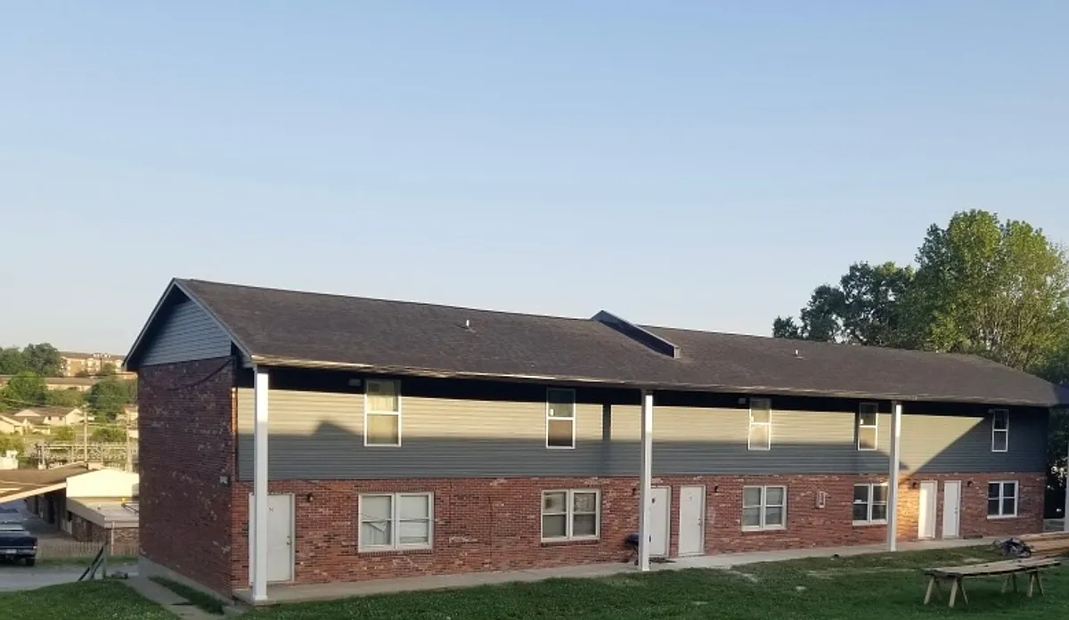 Building Photo - 2834 Independence St