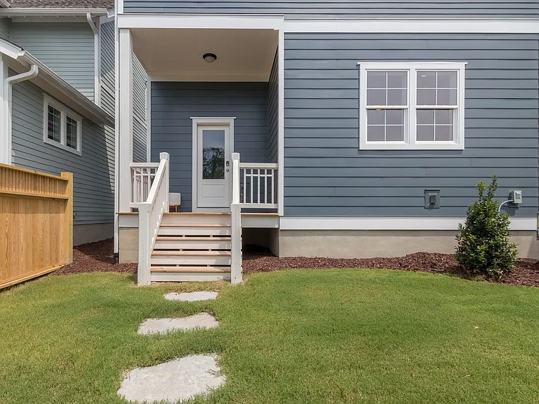 1318 Excelsior Grand Ave — Photo 24