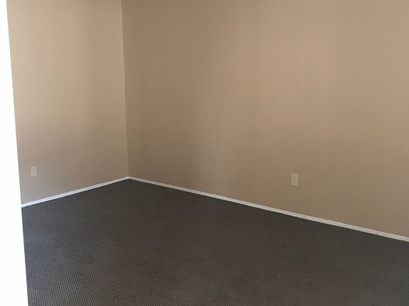 3rd image of 3614 Larchmont Square Ln