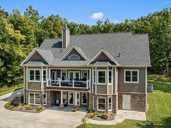 6th image of this home