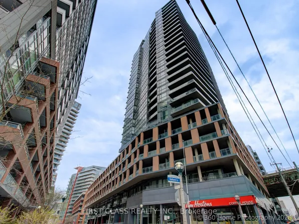 20 Bruyeres Mews Unit 1610, Toronto, ON M5V 0G8