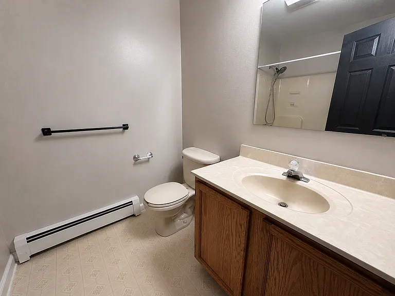 8 Bronson Dr — Photo 10