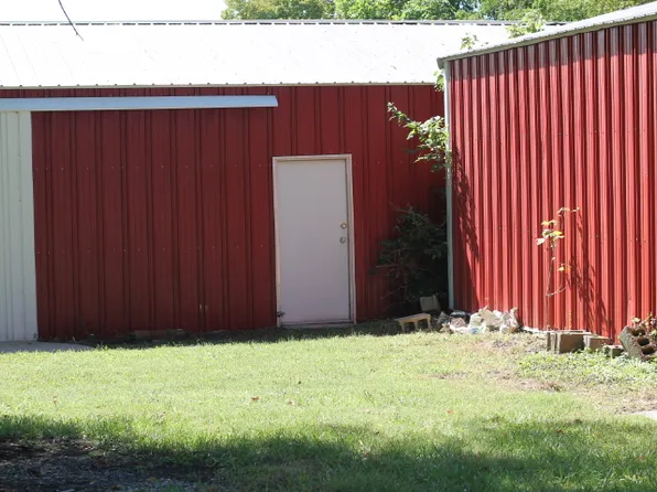 132 Rollington Rd #1, Pewee Valley, KY 40056