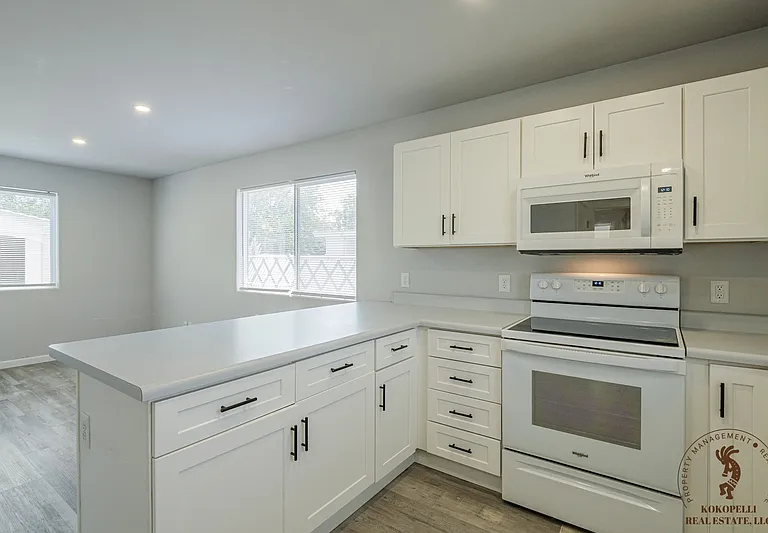 101 Elm Ave #B — Photo 8