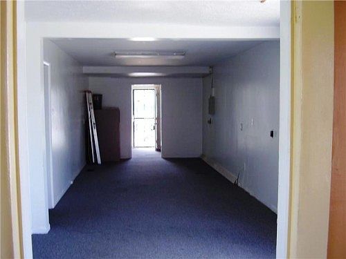 3rd image of 507 E Troy Ave