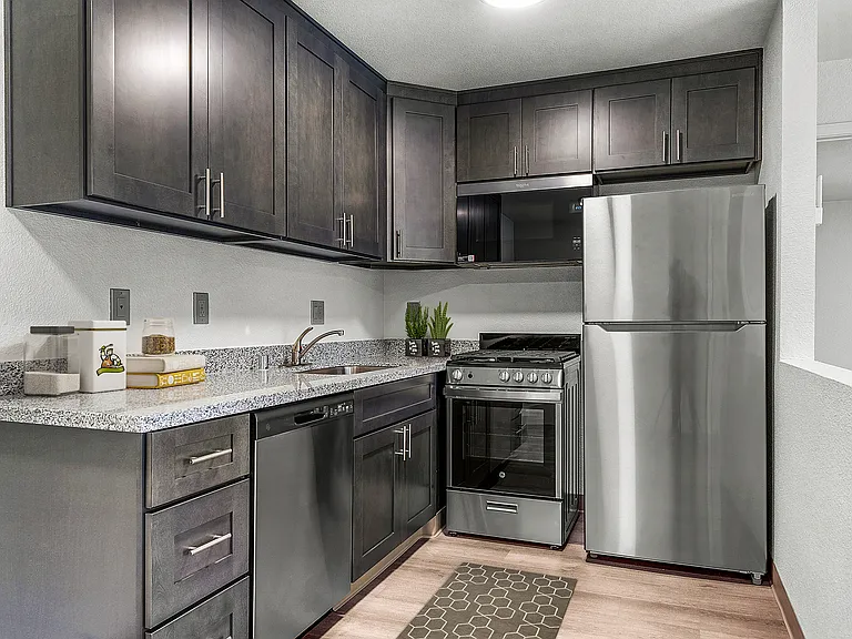 Sycamore Lane Apartments — Photo 11