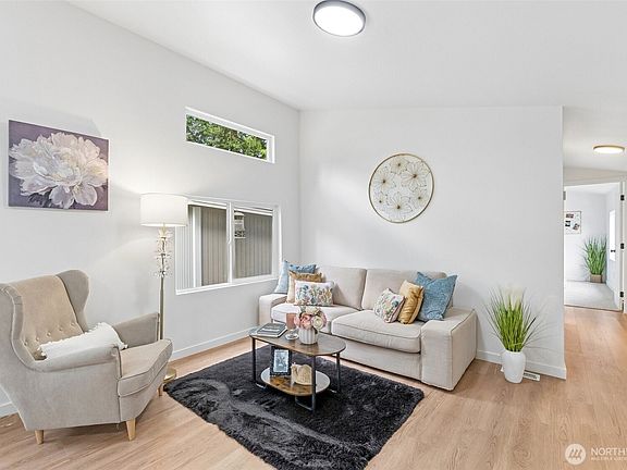 4th image of 6206 188th Street NE #45