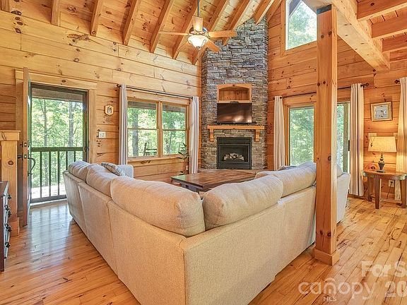 5th image of 145 Mountain Forest Dr