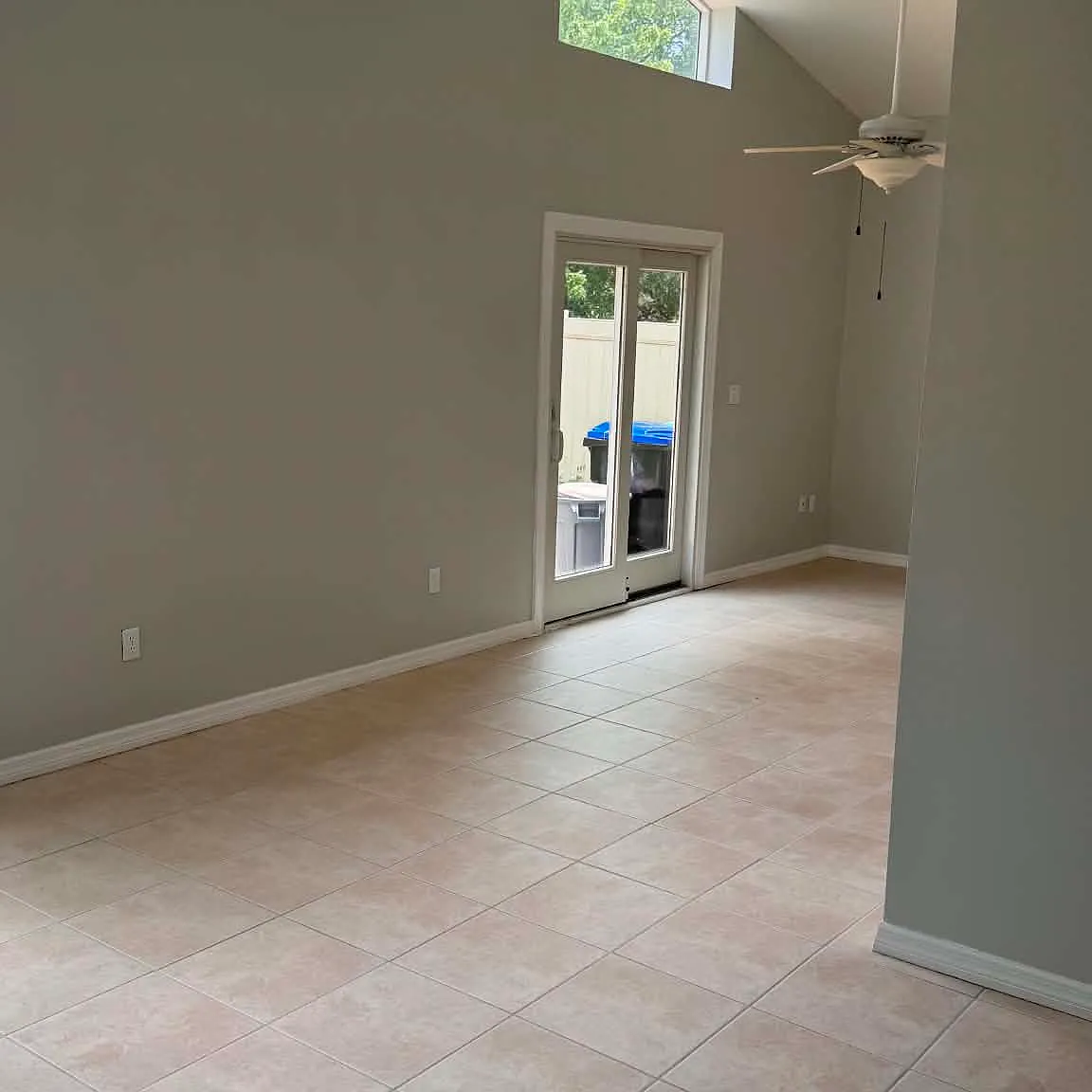4 bed, 2192 sqft, $2,800 — Photo 3
