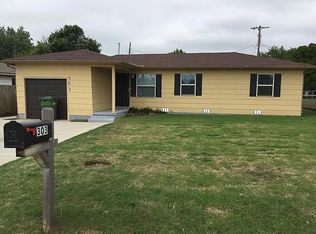 303 Asbill Ave, Yukon, OK 73099