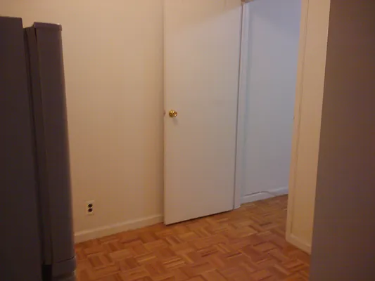 Rented by M.Grossman R.E. Management | media 8