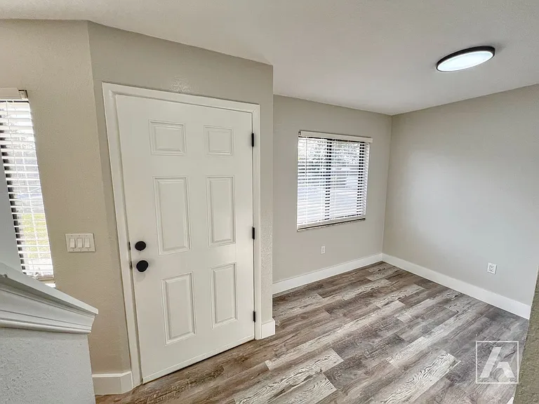 1782 Carley Ct — Photo 5