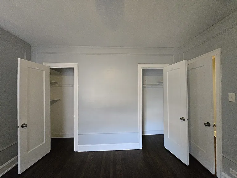 8114 S Drexel Ave #3 — Photo 8