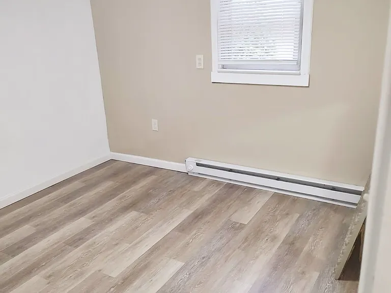 5685 Creekview Rd — Photo 15
