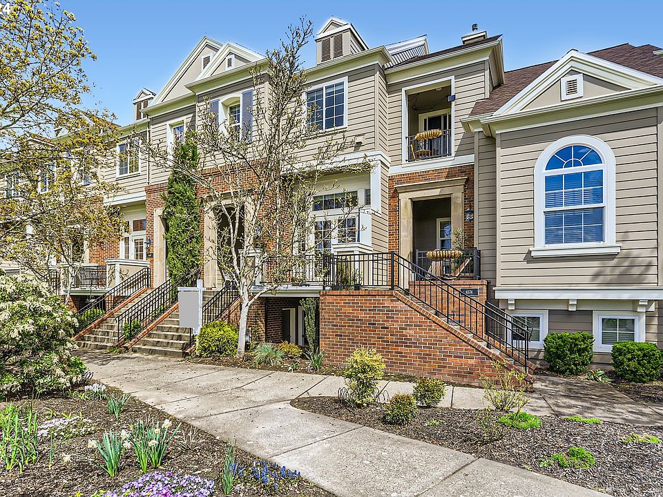 1st image of 6566 NE Rosebay Dr