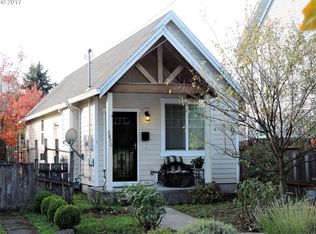 6820 SE Pardee St, Portland, OR 97206