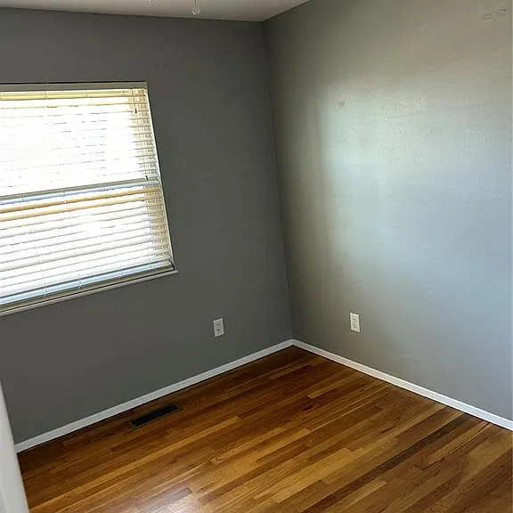 829 Lesparre Dr — Photo 16
