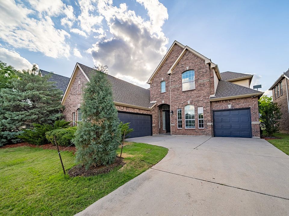 Welcome to 3762 Chesapeake Drive.