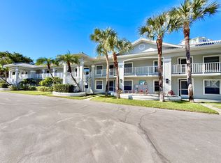 509 Roma Ct APT 108, Naples, FL 34110