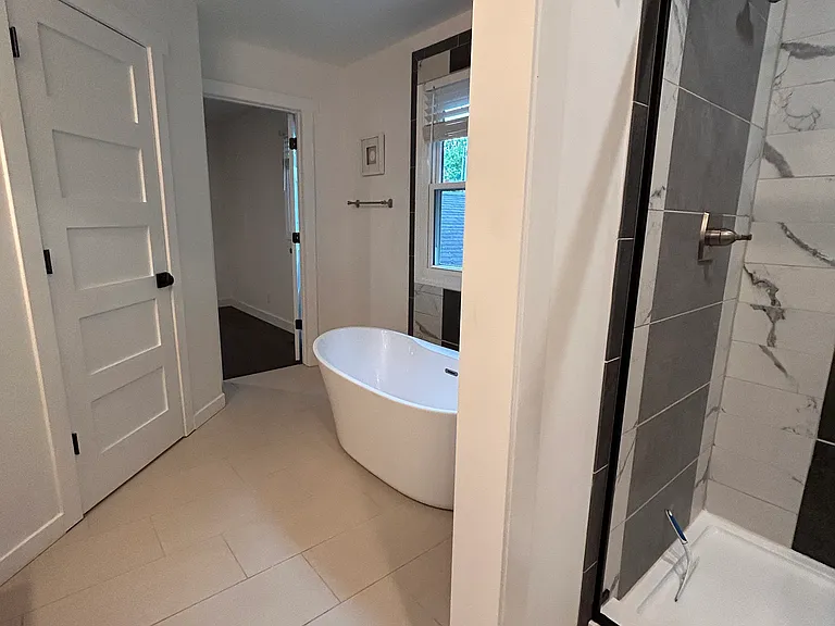 6402 Evanston Ave — Photo 24