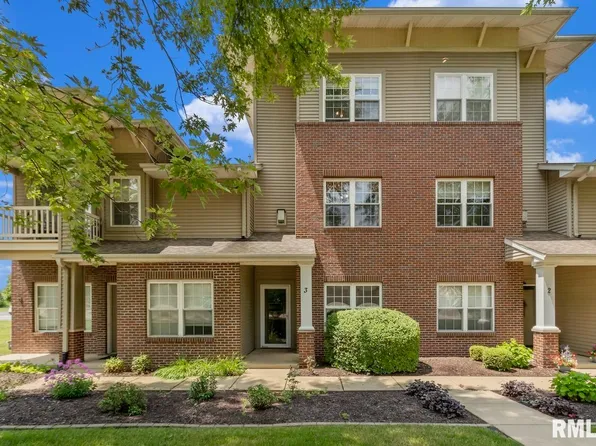 11217 Oakwood Dr #3, Peoria, IL 61615