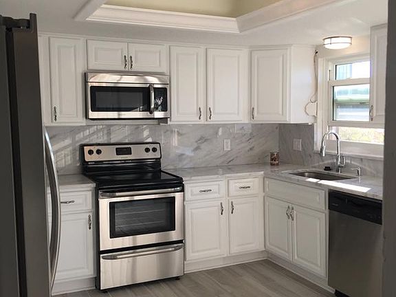Gourmet Kitchen