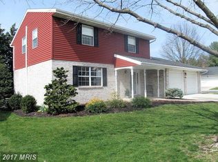 901 Cypress St, Chambersburg, PA